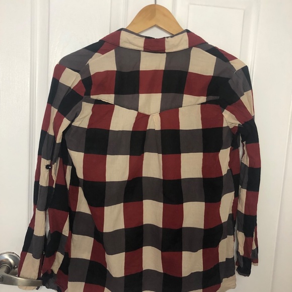 Plaid button down long sleeve - Picture 2 of 2
